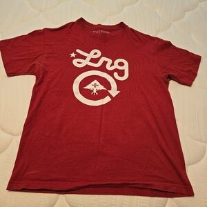 Men's red tshirt